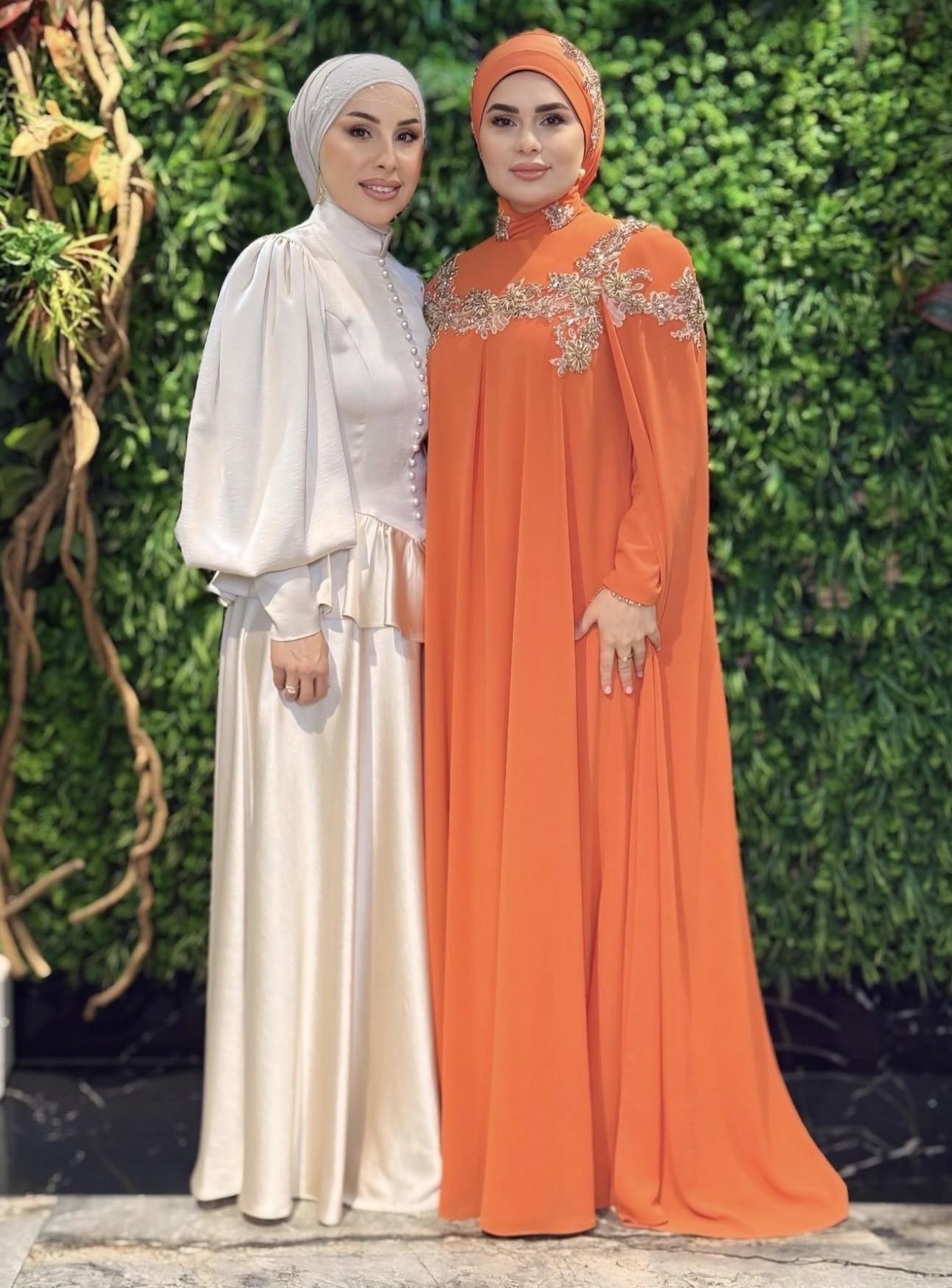 Fərqanə Qasımova qızına dərviş toyu etdi (FOTO)